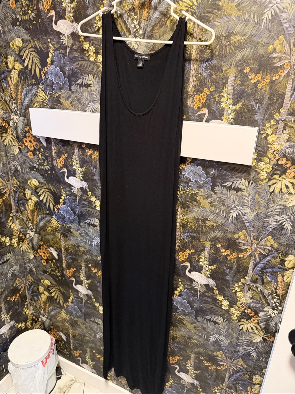Classic Black Sleeveless Maxi Dress - Women